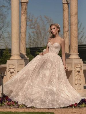 Gardenia Wedding Dress by Naama Navipur
