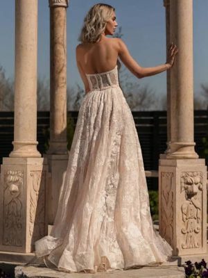 Gardenia Wedding Dress by Naama Navipur