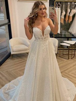 North Wedding Dress by Naama Navipur