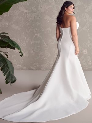 Sottero and Midgley Annika Fit and Flare Wedding Dress Curve 08